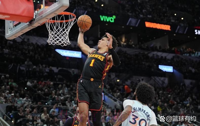 杰伦-约翰逊全场16投9中，得到23分11篮板6助攻1抢断2盖帽