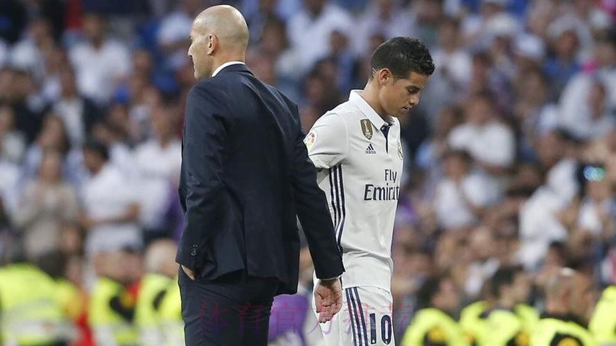 齐达内:J罗没进大名单是他主动要求的